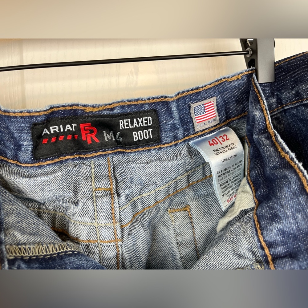 Ariat M4 Relaxed Bootcut CAT 2 Fire Resistant Jean Size 40x31 Utility Workwear - Picture 6 of 9